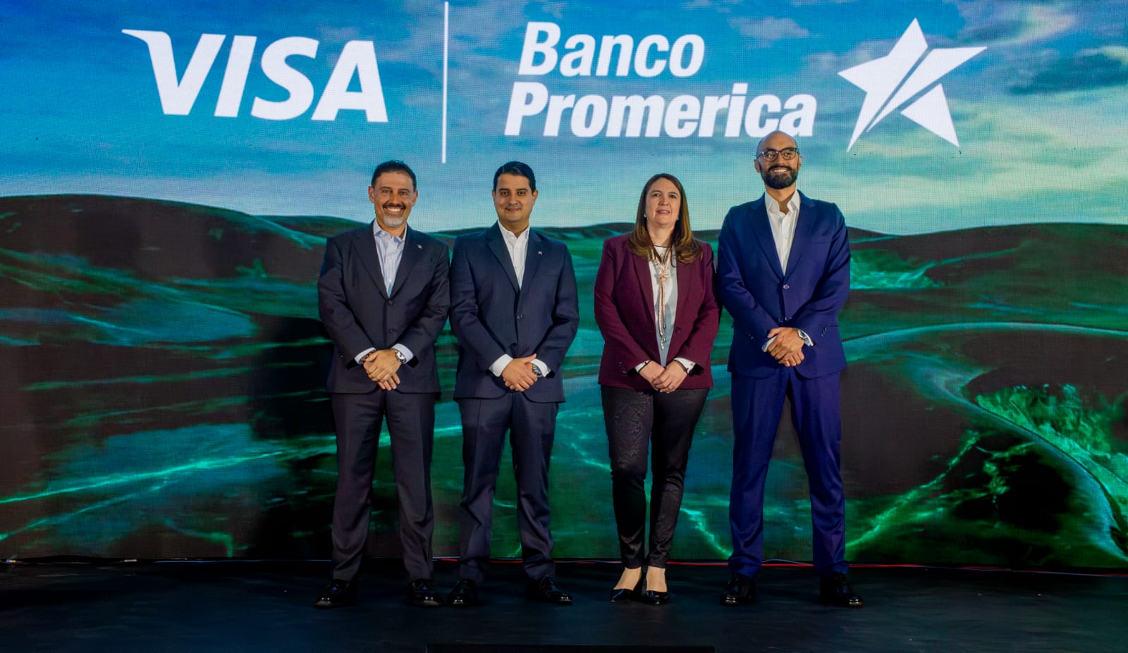 Visa y Banco Promerica presentaron la nueva Tarjeta de Crédito Jade Metálica Visa
